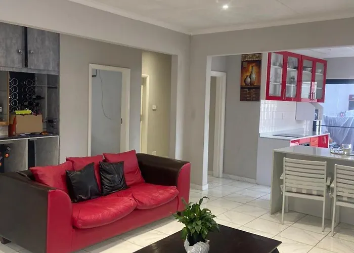 Aa Guest House Goodwood